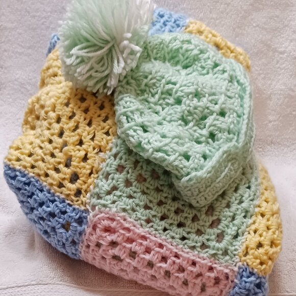 Newly Made Multi Color Matching Baby Blanket and Baby Cap - Picture 1 of 1